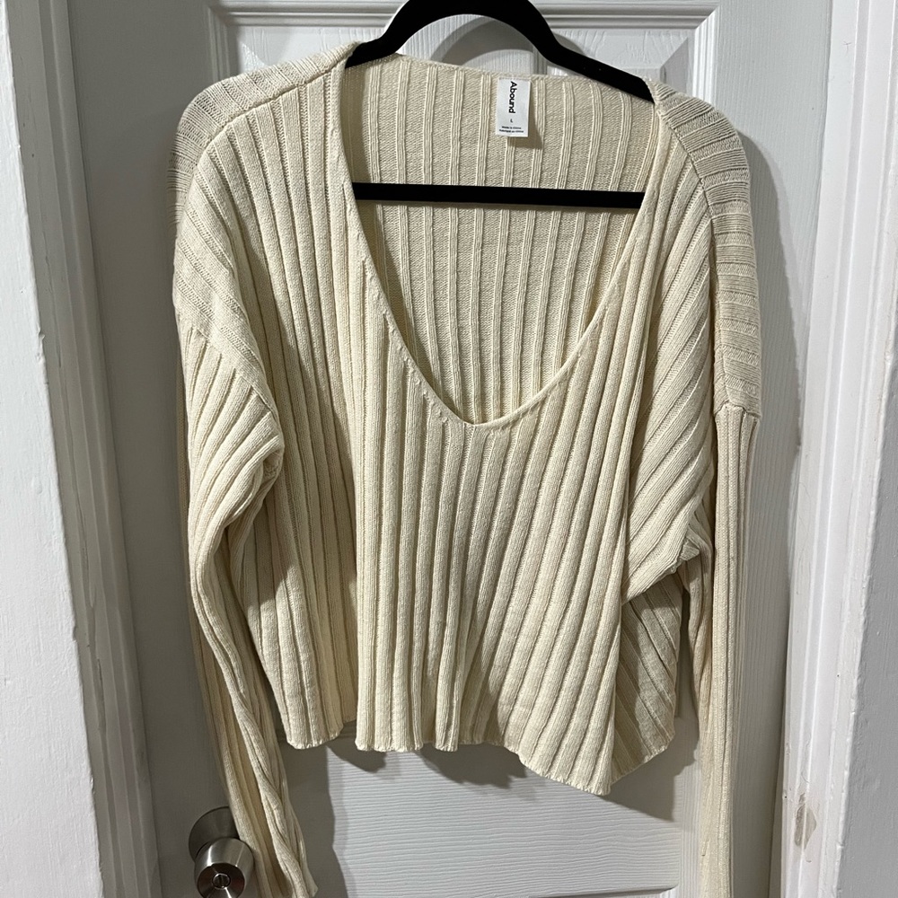 Women’s sweater